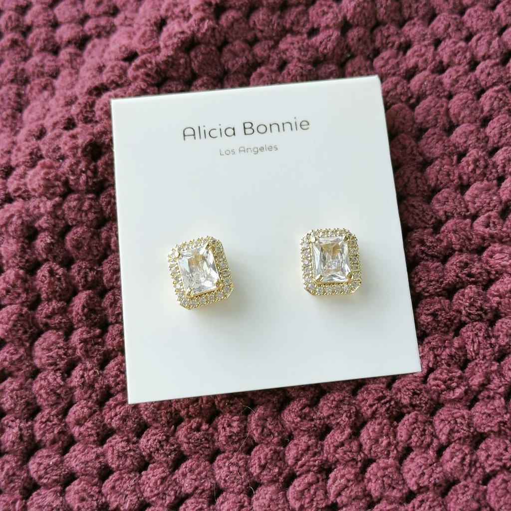 Alicia Bonnie Gold White Crystal Aurora Stud Earrings New